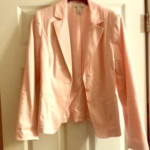 White House Black Market. Beautiful Spring jacket.